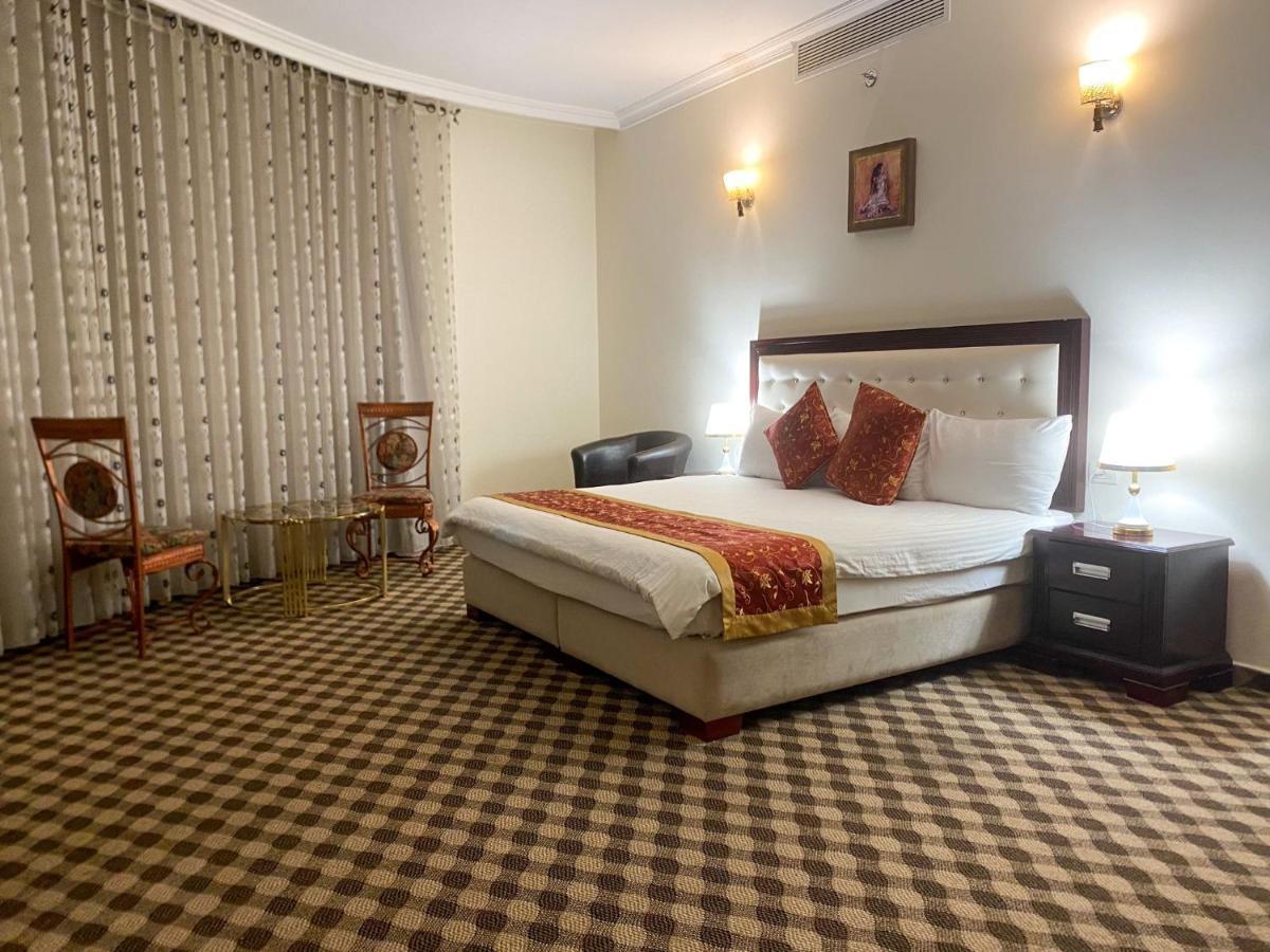 Abu Mazen Hotel Hebron Exteriör bild